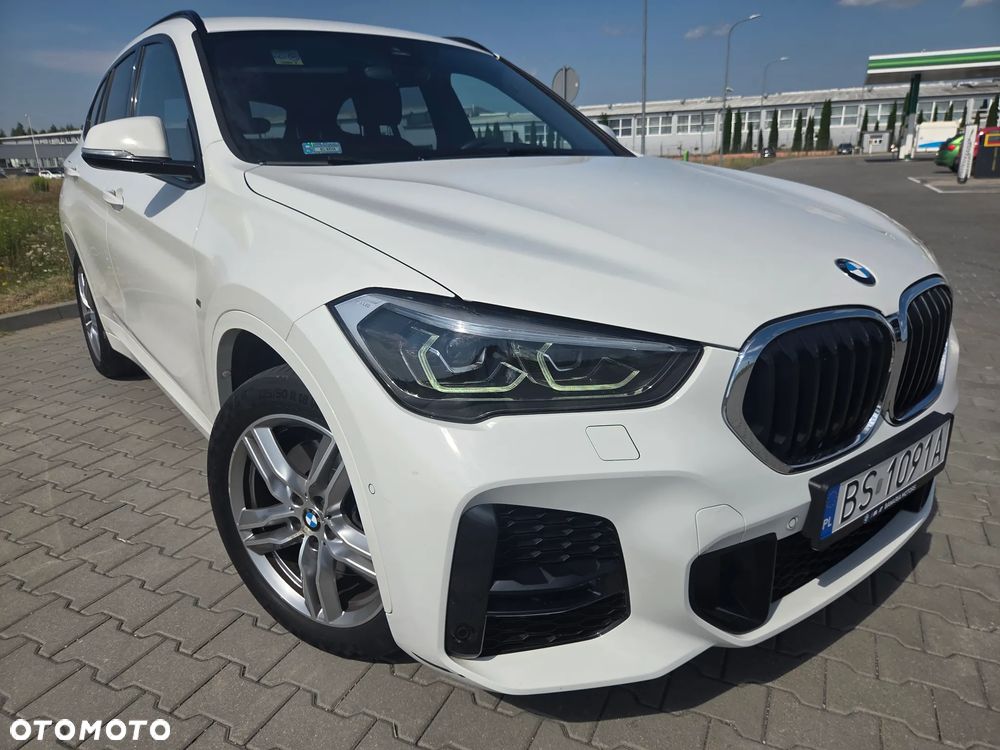 BMW X1 xDrive20i M Sport - 4