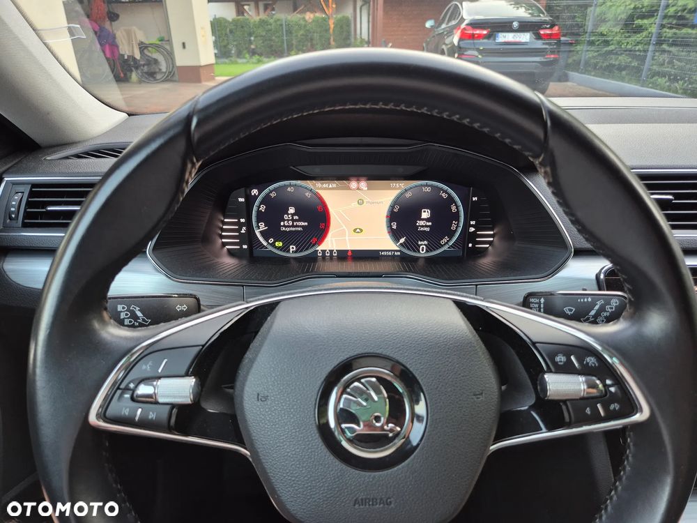 Skoda Superb 2.0 TDI SCR Ambition DSG - 14