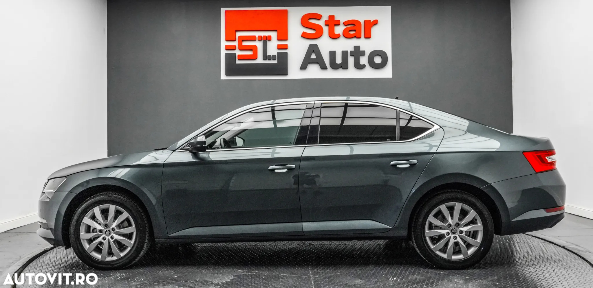 Skoda Superb 2.0 TDI Style - 9