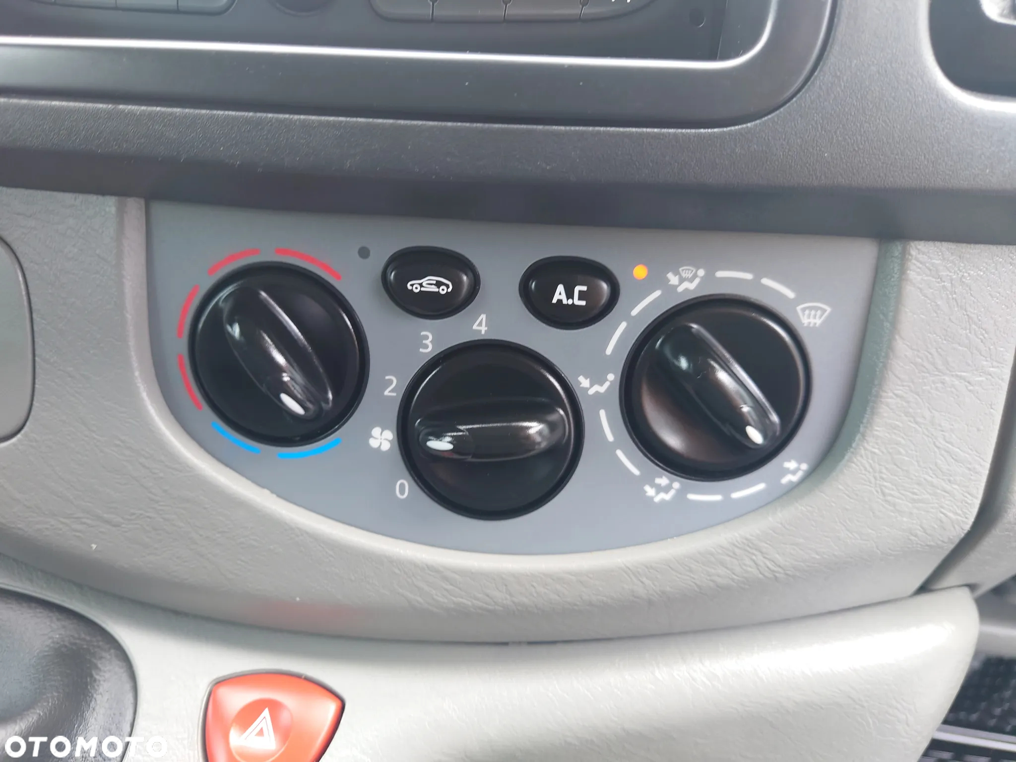 Opel Vivaro 2.0 CDTI L2H1 Life Cosmo - 14