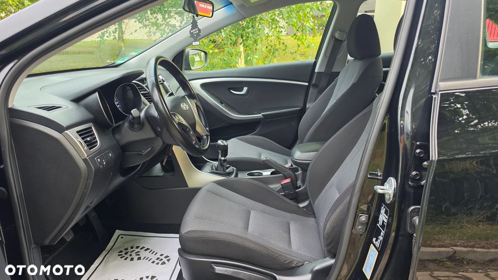 Hyundai i30 1.4 Fifa World Cup Edition - 10