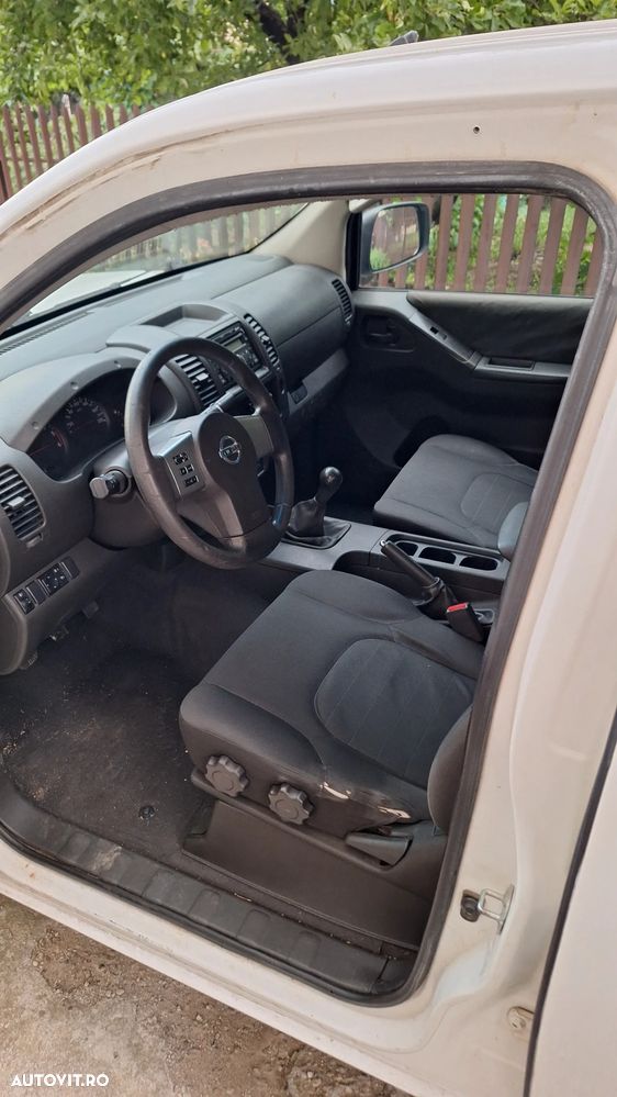 Nissan Navara 2.5 dCi Double Cab XE - 8