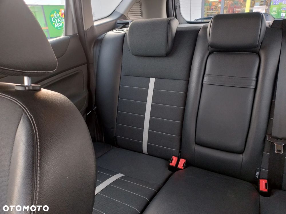 Ford Kuga 2.0 TDCi 4x4 Titanium - 35