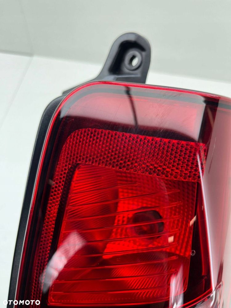 PEUGEOT RIFTER PRAWA LAMPA TYŁ 9820554880 - 9