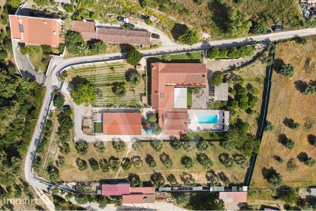 Quinta de Charme com 6.000 m2 — Póvoa da Isenta, Santarém - Grande imagem: 2/54