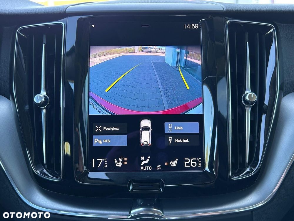 Volvo XC 60 B4 B Momentum - 28