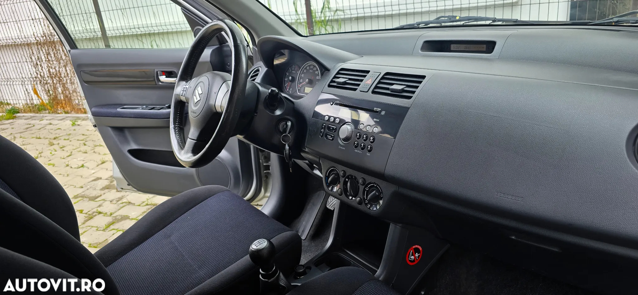 Suzuki Swift - 12
