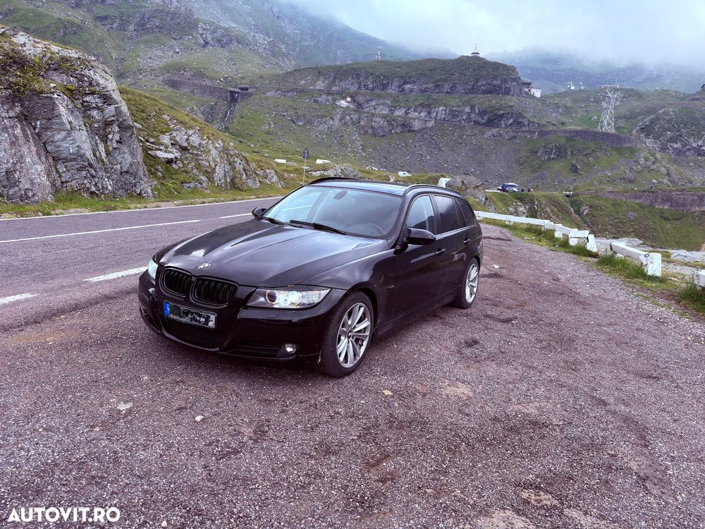BMW Seria 3 320d DPF Touring - 4