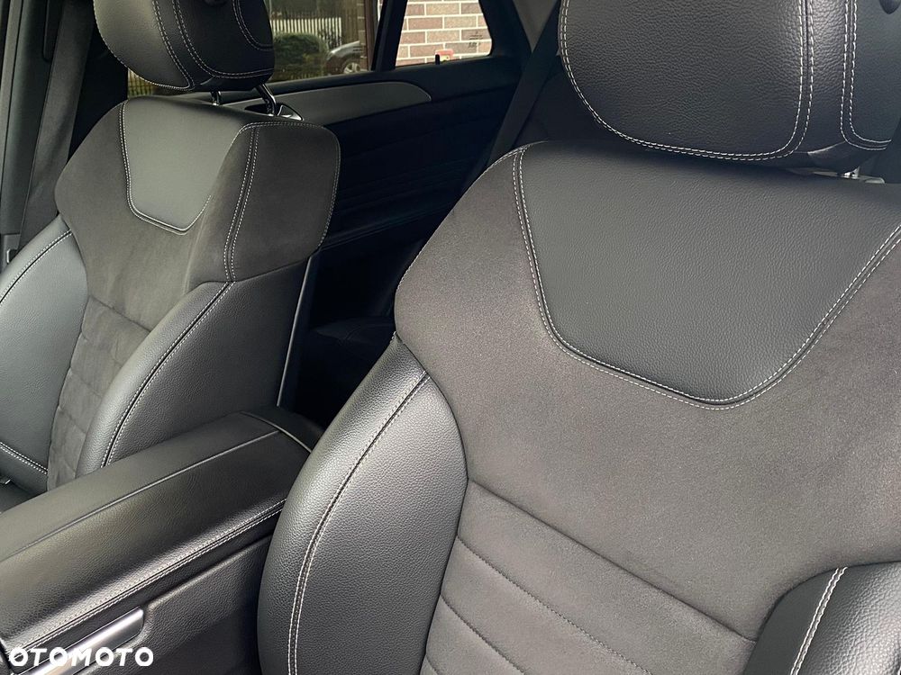 Mercedes-Benz ML - 12