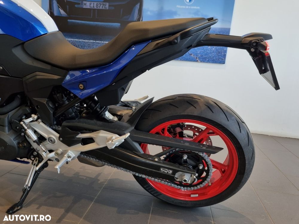 BMW F900R - 4