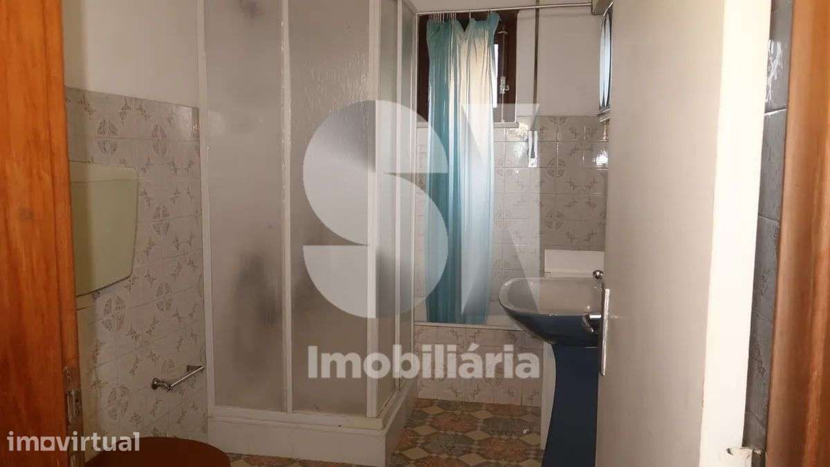 Moradia M3 com Excelente Exposição Solar — Junto ao Rio Alva - Grande imagem: 3/46