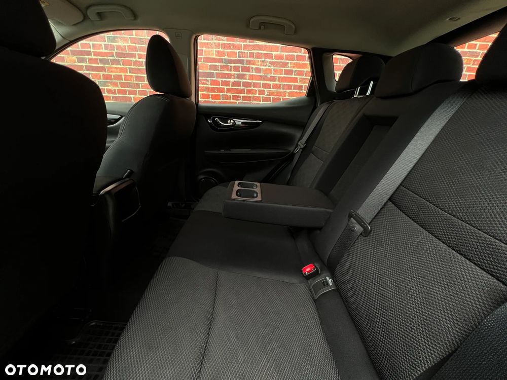 Nissan Qashqai - 16