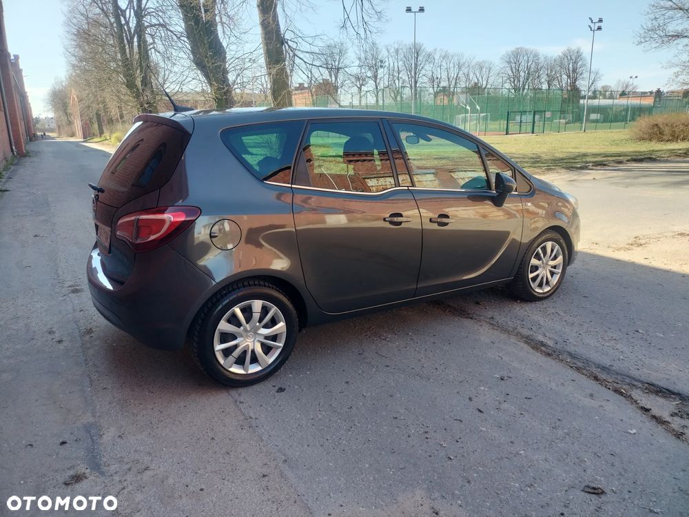 Opel Meriva 1.4 150 Jahre - 8