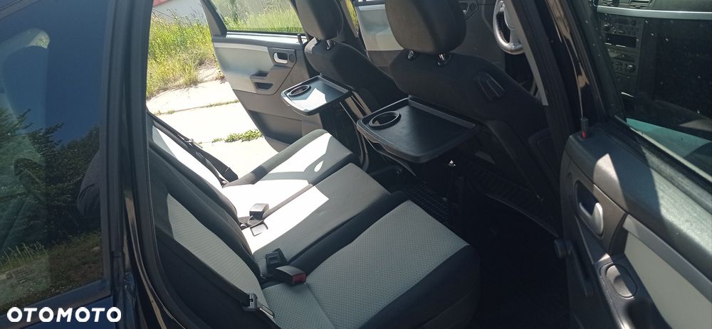 Opel Meriva - 8