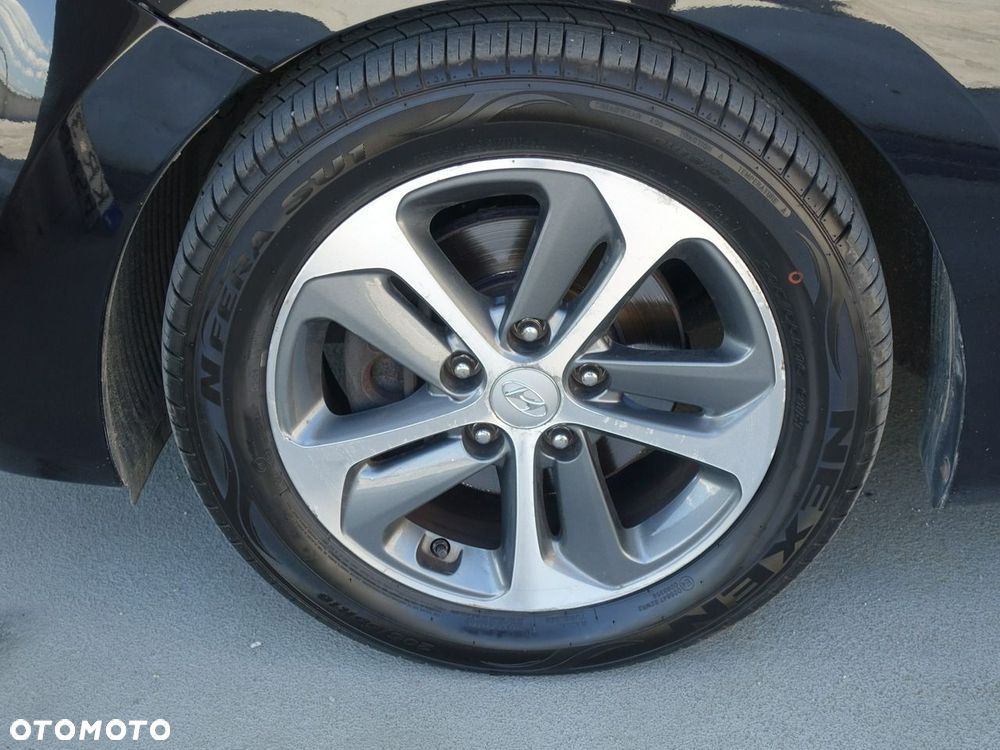 Hyundai i30 blue Kombi 1.4 Passion - 33