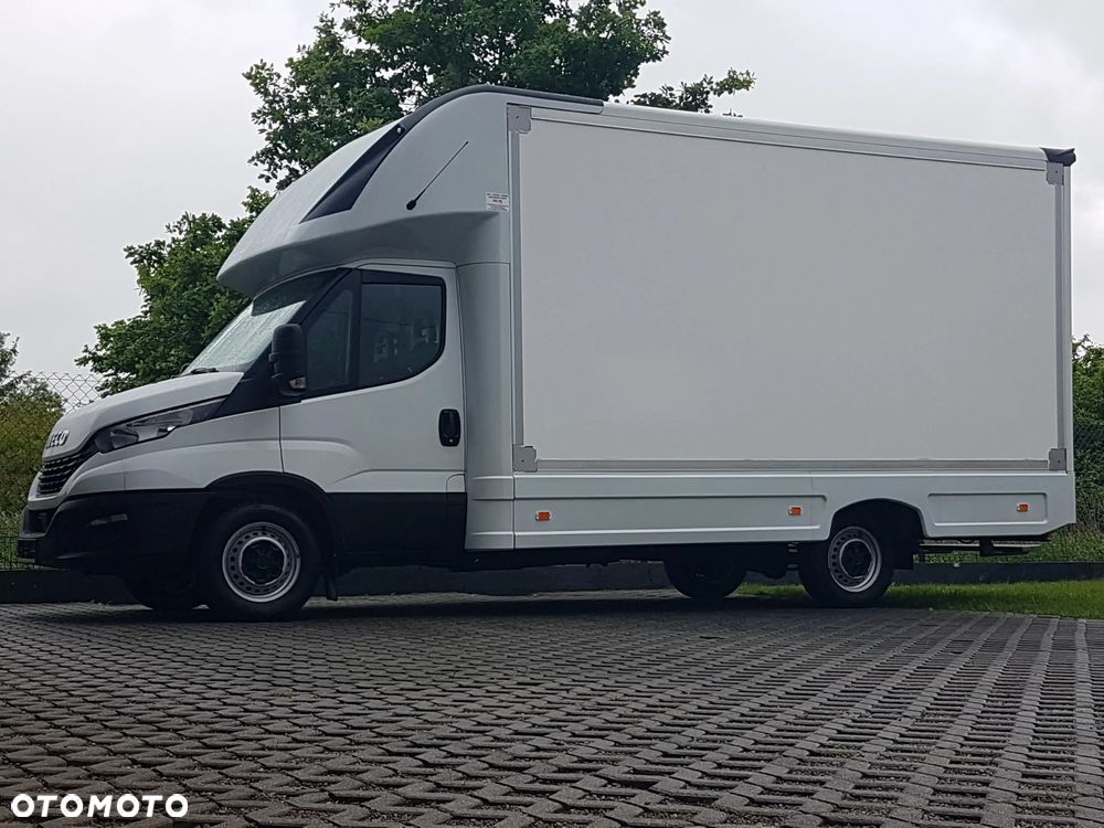 Iveco DAILY KONTENER NISKOPODŁOGOWY 4,43x2,23x2,42 SKLEP FOODTRUCK BAR KLIMA KONIOWÓZ KAMPER - 38