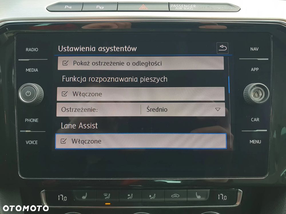 Volkswagen Passat Variant 2.0 TDI BMT Highline DSG - 30