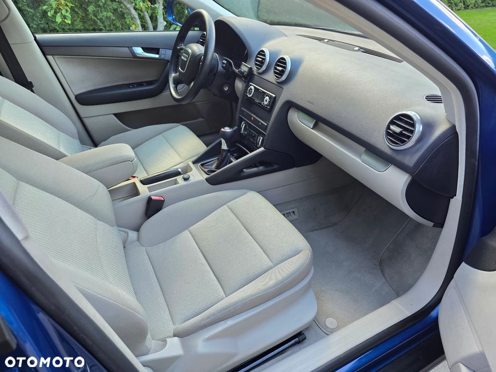 Audi A3 Sportback 1.9 TDI Attraction - 13