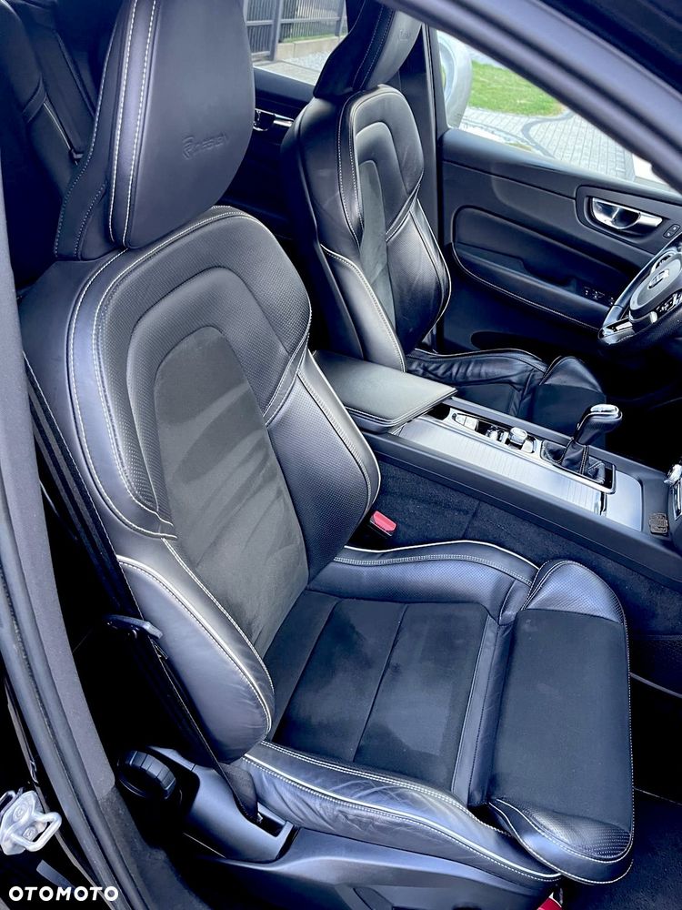 Volvo XC 60 D3 R-Design - 9