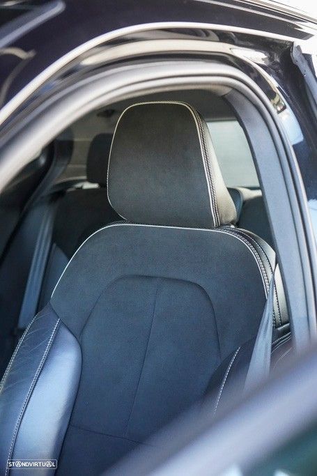 Volvo XC 40 1.5 T4 PHEV R-Design - 40