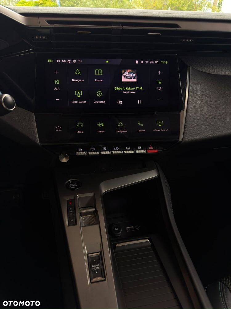 Peugeot 308 1.2 PureTech Allure Pack S&S EAT8 - 29
