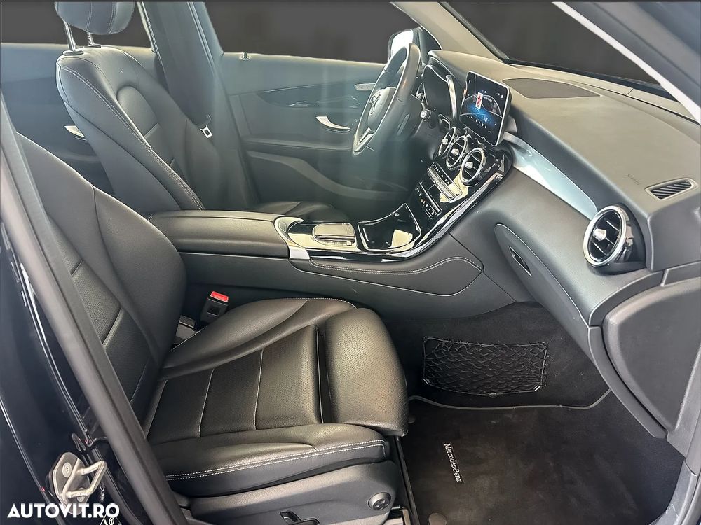 Mercedes-Benz GLC 220 d 4MATIC 9G-TRONIC - 13