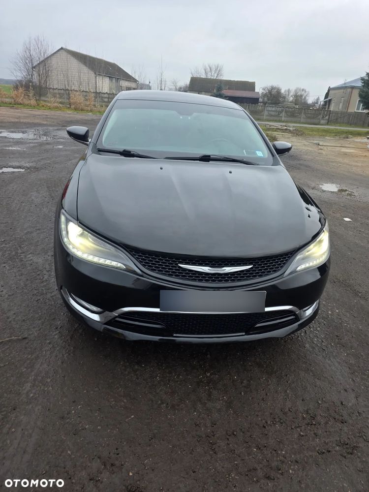 Chrysler 200 - 1