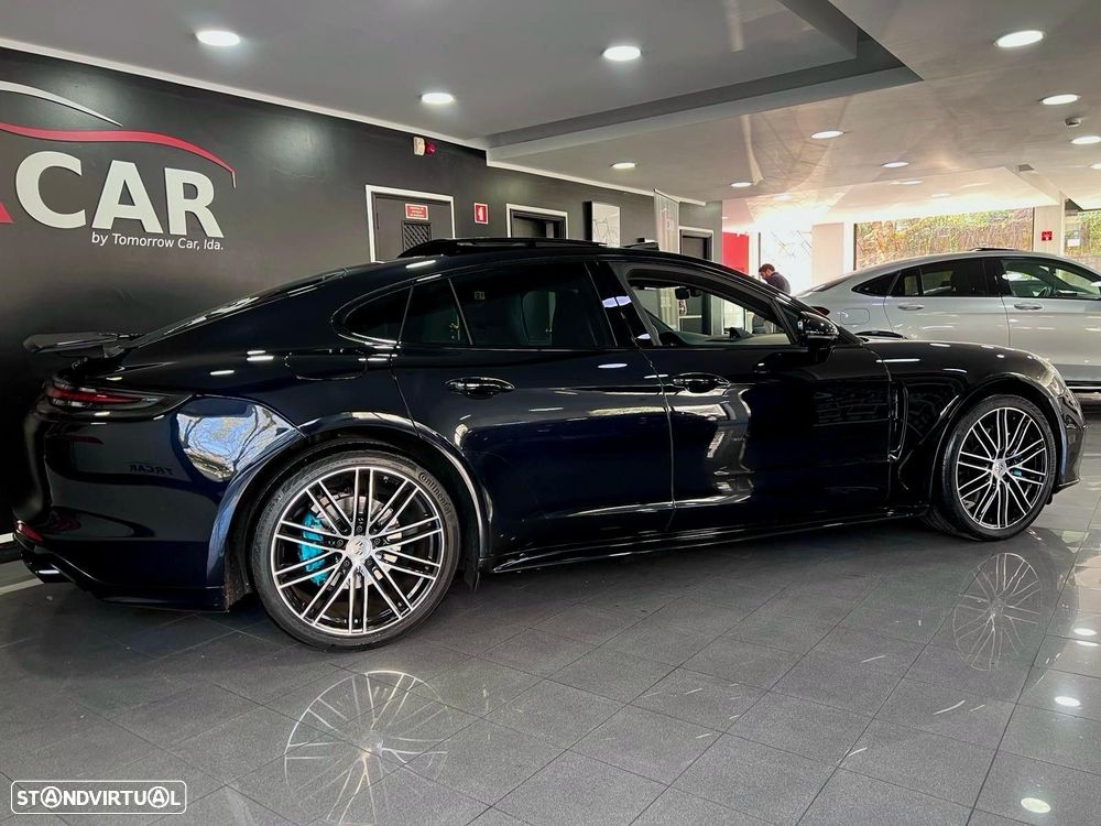 Porsche Panamera 4 S - 13