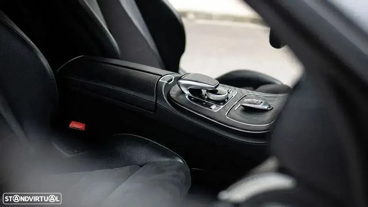 Mercedes-Benz E 220 - 45