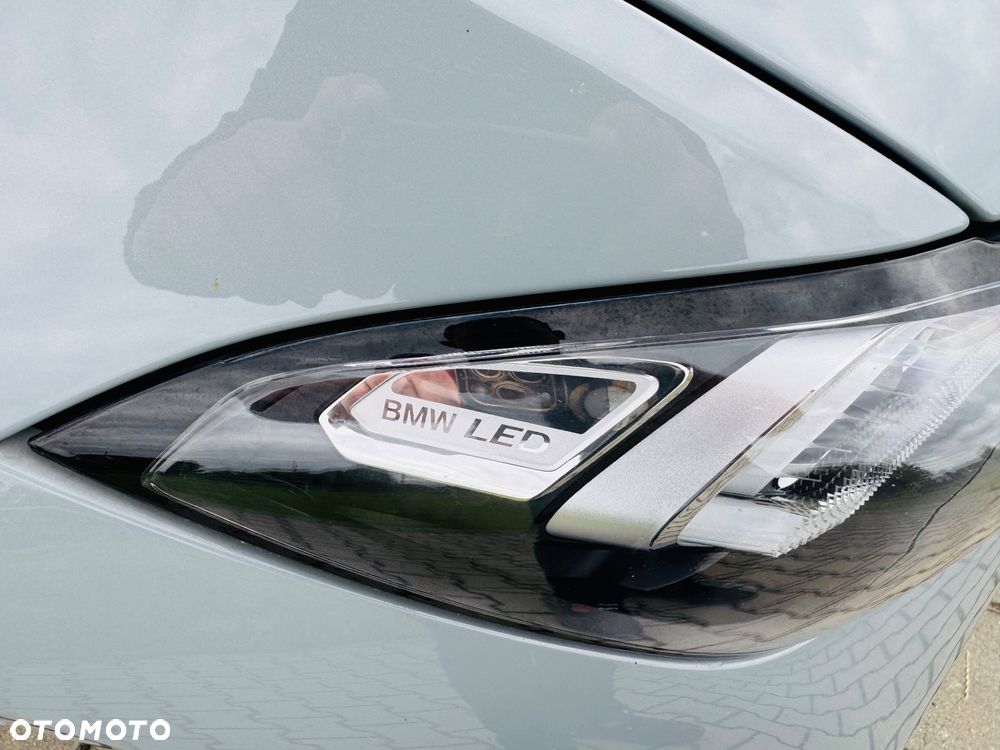 BMW Seria 3 320e PHEV M Sport - 18