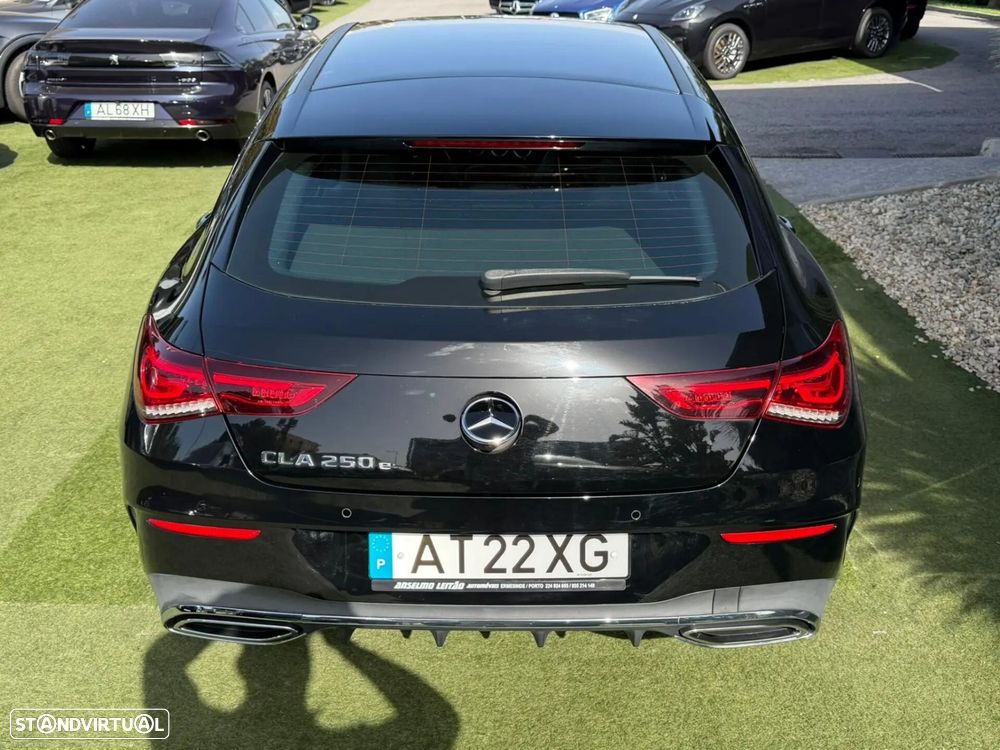 Mercedes-Benz CLA 250 e Shooting Brake AMG Line - 12