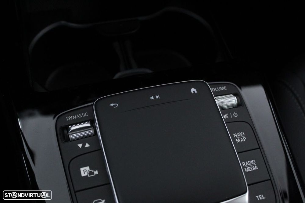 Mercedes-Benz CLA 250 e Progressive - 32