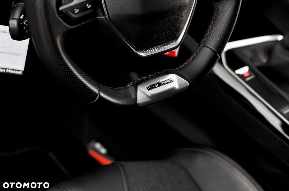 Peugeot 3008 - 18