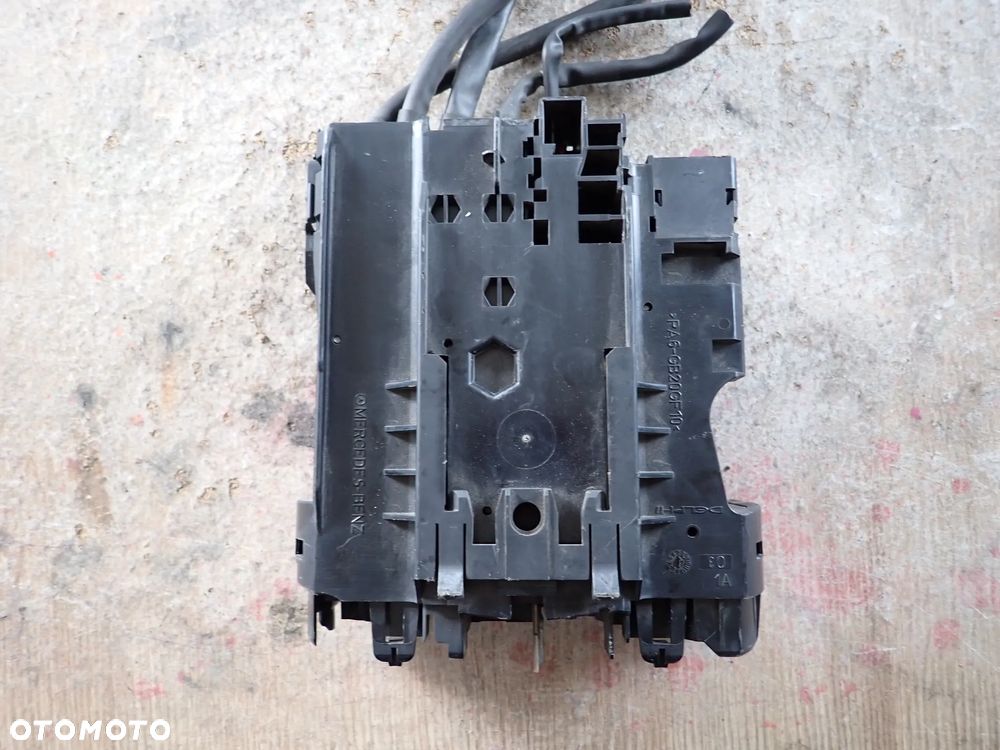 MERCEDES C KLASA W204 MODUŁ AKUMULATORA A2045403850 - 2