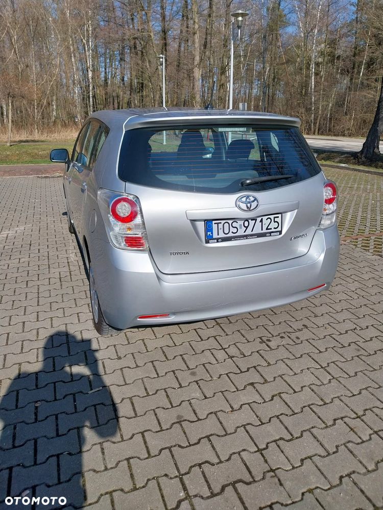 Toyota Verso 2.0 D-4D Sol plus - 16