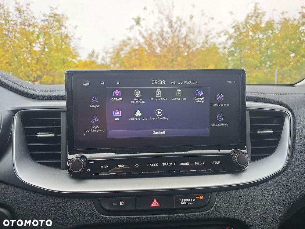 Kia XCeed - 25