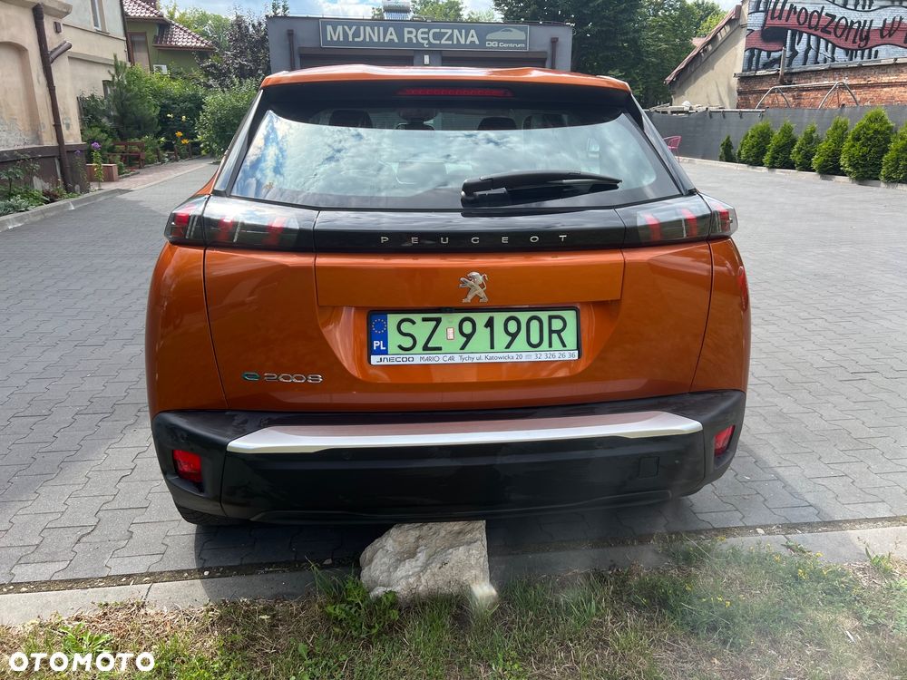 Peugeot 2008 50kWh Allure - 6