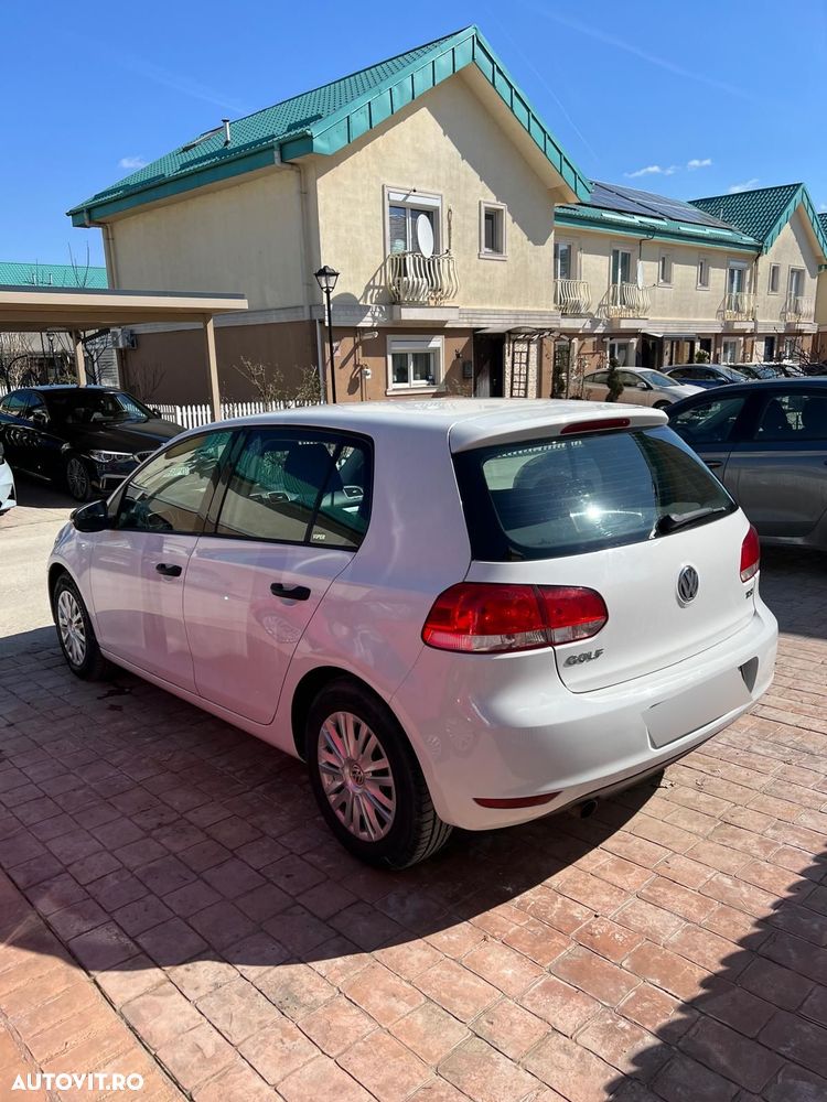Volkswagen Golf - 3