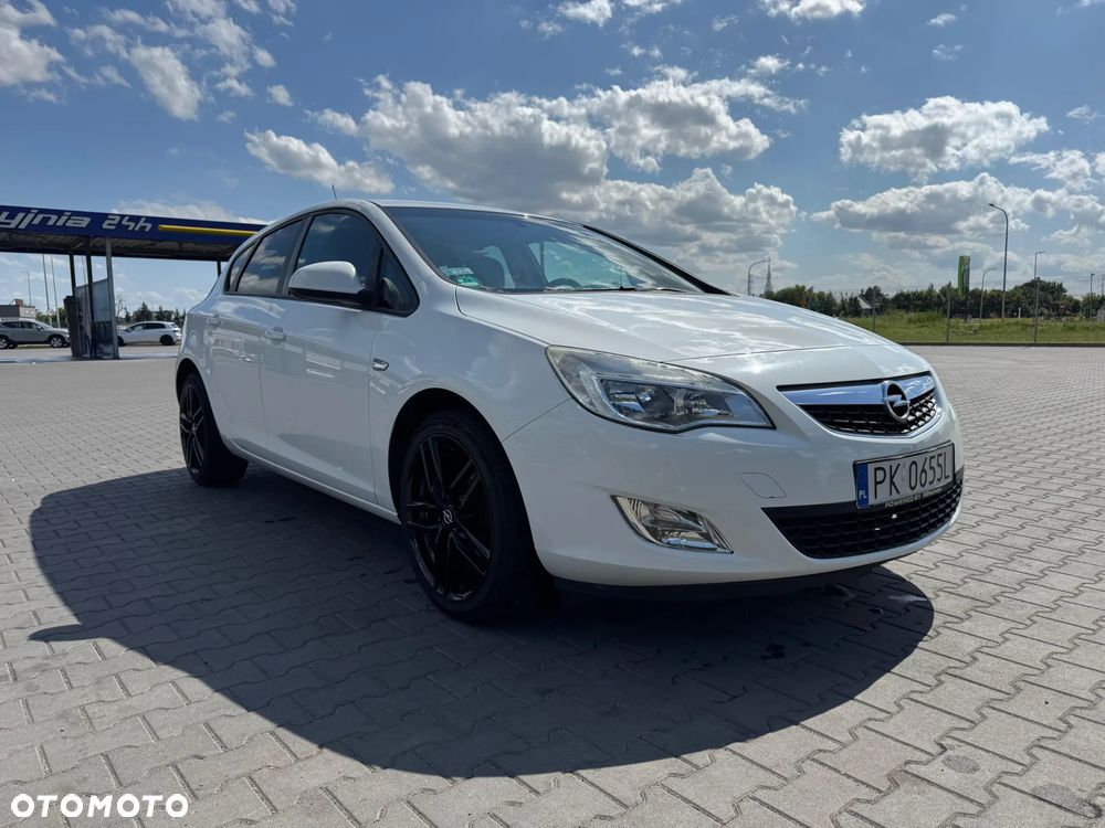 Opel Astra 1.6 - 9
