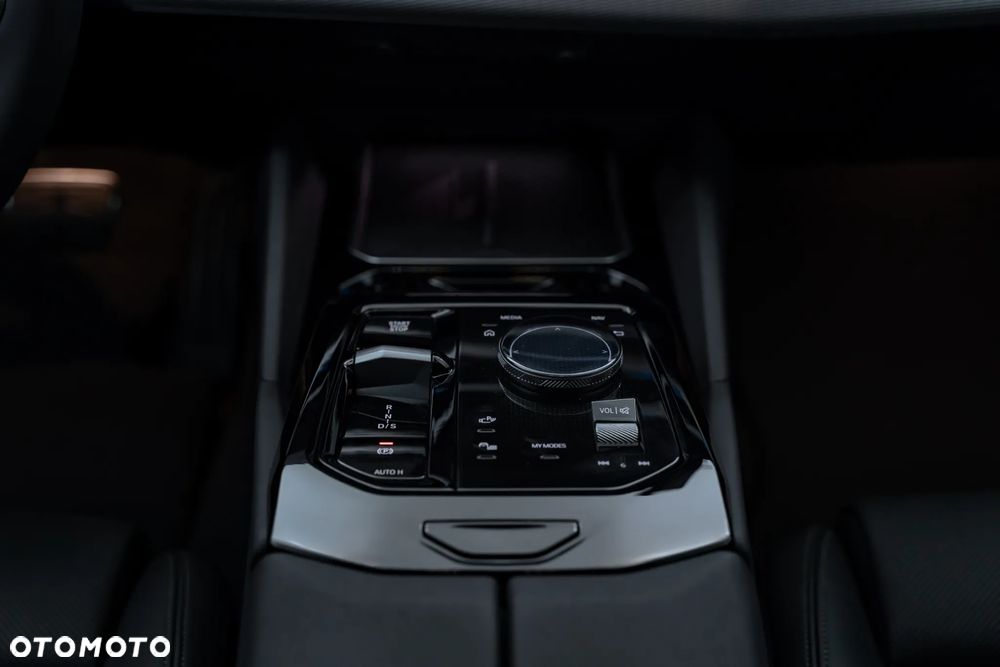 BMW Seria 5 - 34