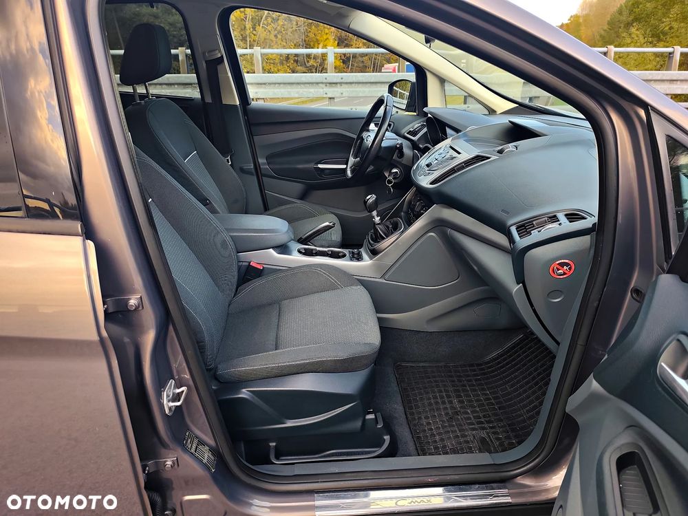 Ford C-MAX - 17