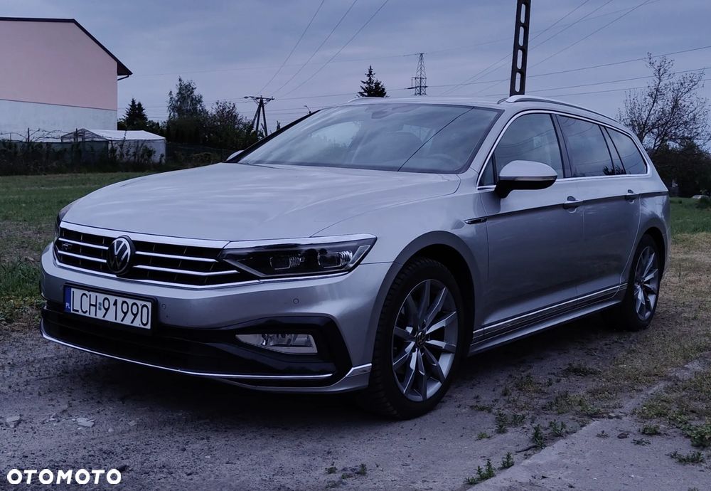 Volkswagen Passat Variant 2.0 TDI SCR DSG 4Motion Elegance - 3