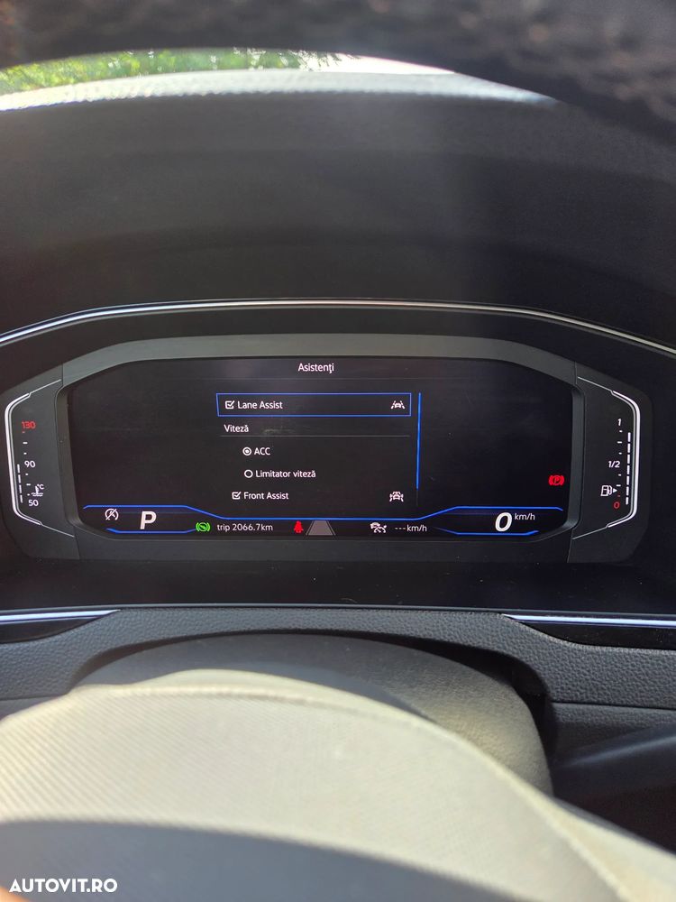 Volkswagen Passat 2.0 TDI SCR DSG Elegance - 22