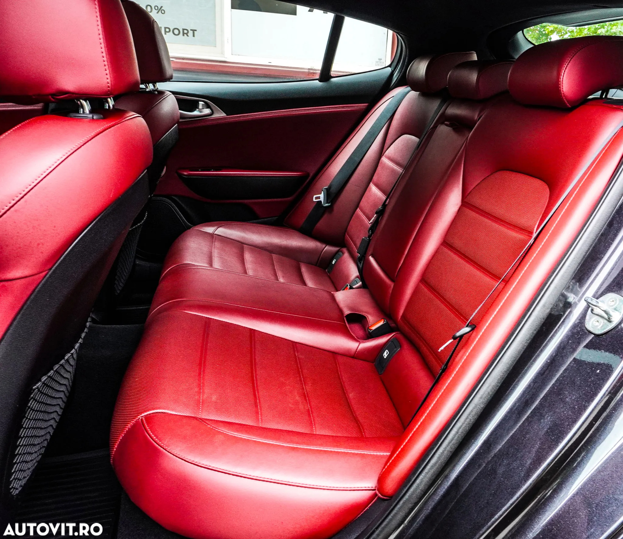Kia Stinger 3.3 T-GDI AWD GT - 17