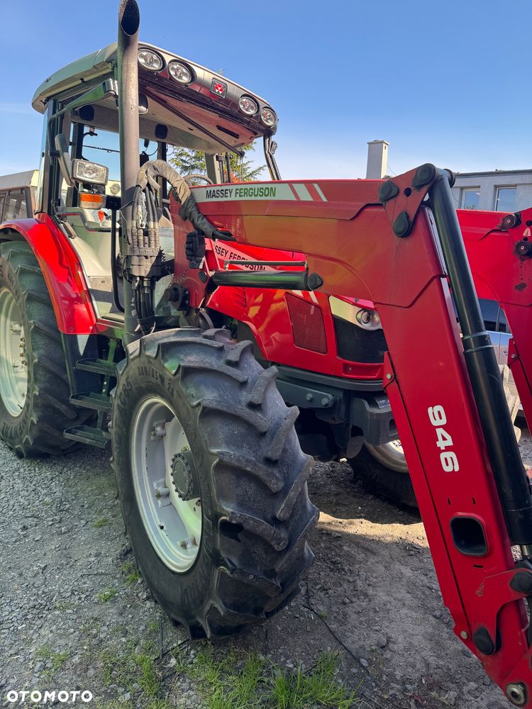 Massey Ferguson 5455 dyna-4