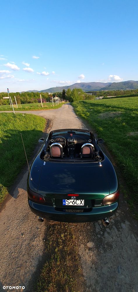 Mazda MX-5 1.6i 16V - 18