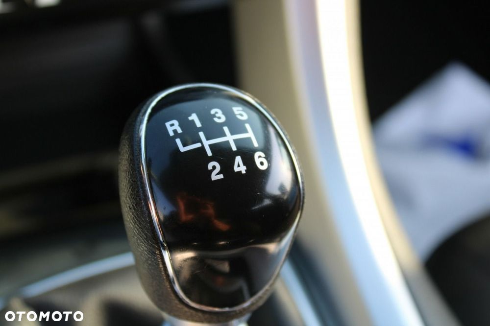 Ford Mondeo - 30