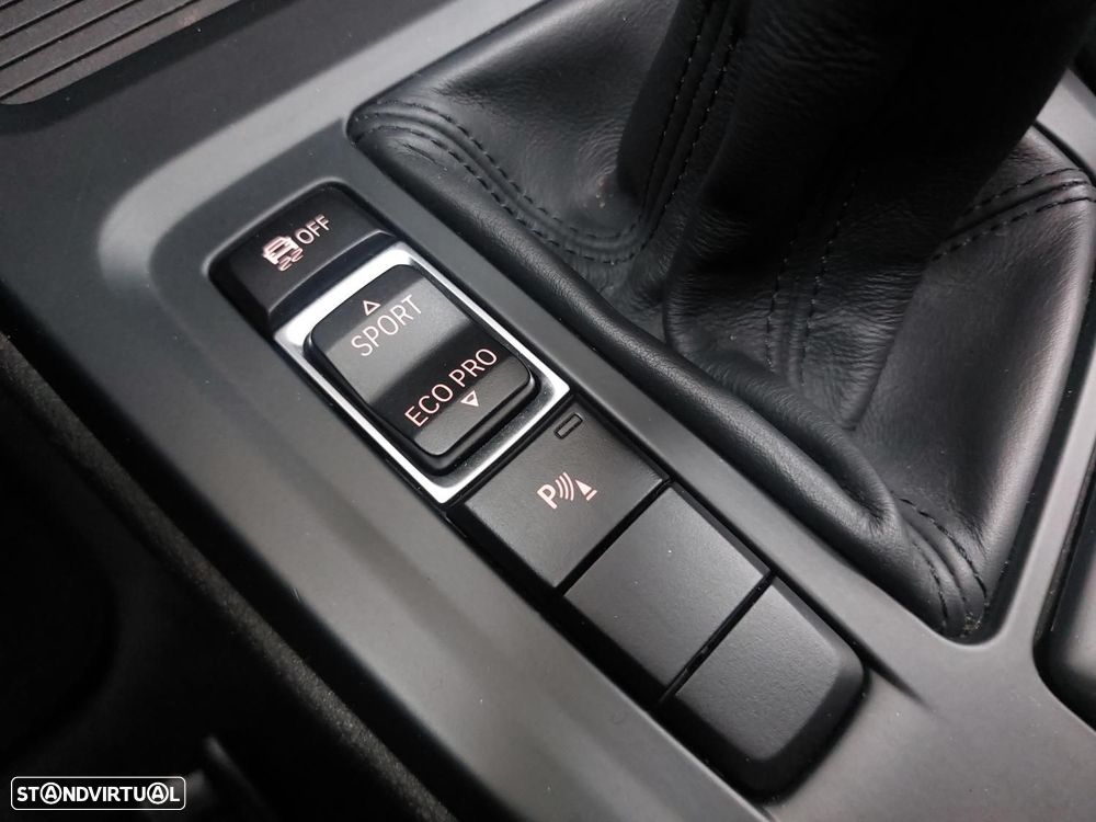 BMW X1 18 i sDrive Advantage - 37