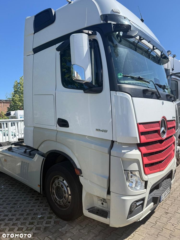 Mercedes-Benz 1845 GigSpace ! 447000km ! Opony 90%! Z Niemiec - 2