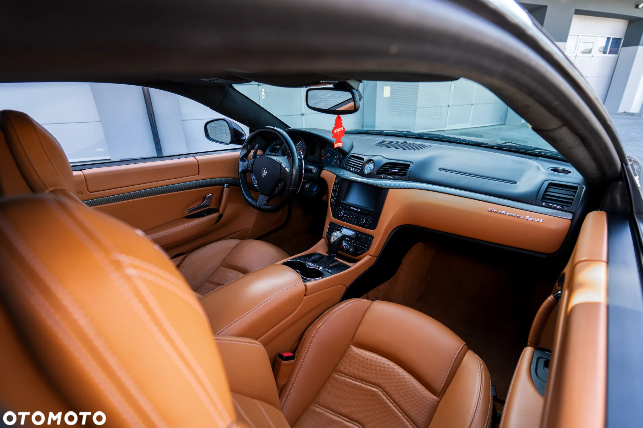 Maserati GranTurismo S Automat - 17